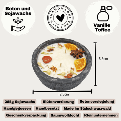 Handgemachtes Betonkerzen-Set 3x Schwarz "Black Cinnamon" - Stilvolle Sojawachskerze für Ihr Zuhause. Aromatherapie Kerze mit Blütenverzierung und HOCHWERTIGEM Baumwolldocht aus dem Südschwarzwald 