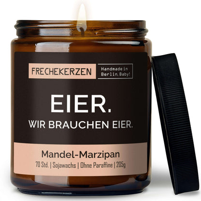 Freche Duftkerze mit Spruch „eier. wir brauchen eier.“ – Lustige Kerze im Glas – Humorvolle Oster Geschenkidee & moderne Deko