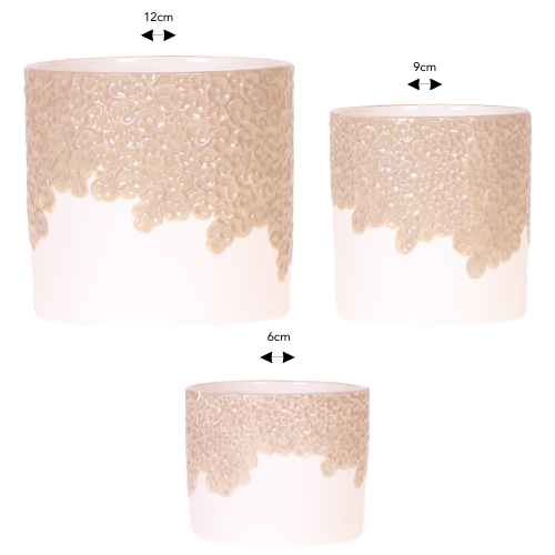 Bloom Sand Übertopf Set 3er – Ø6cm Ø9cm Ø12cm – sandfarbene Keramik Übertöpfe mit Relief – Dekotöpfe für Orchideen & Zimmerpflanzen – warmes Naturton Set für Fensterbank & Regal 